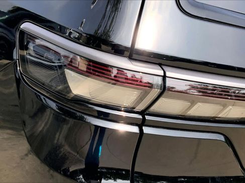 New 2026 Jeep Grand Wagoneer Summit AWD/4WD image 14