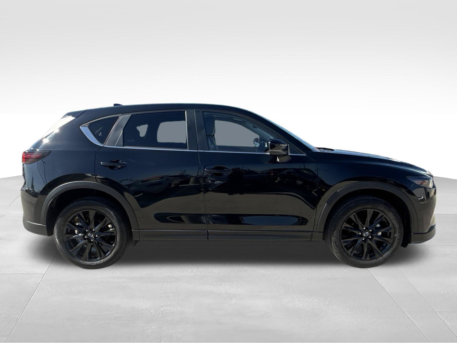 Certified 2025 MAZDA CX-5 Carbon Edition AWD/4WD image 4