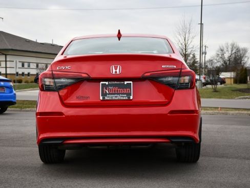 Used 2022 Honda Civic Touring image 6