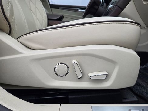 Used 2018 Ford Fusion Energi Platinum image 44