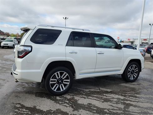 Used 2015 Toyota 4Runner Limited image 2