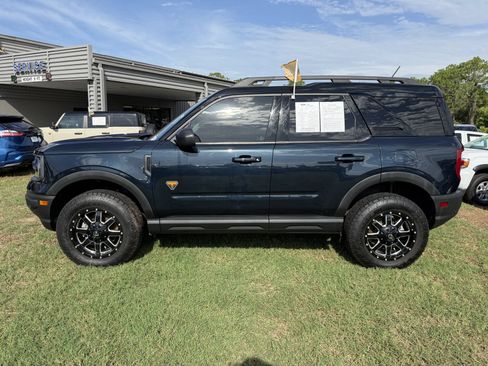 Certified 2023 Ford Bronco Sport Badlands w/ Premium Package AWD/4WD image 8