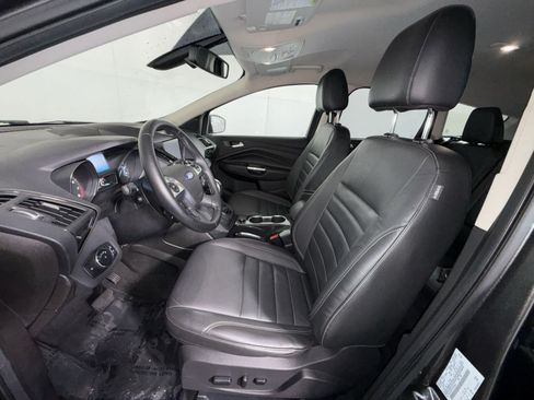 Used 2015 Ford Escape Titanium FWD image 13