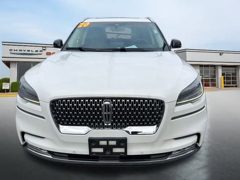 Used 2020 Lincoln Aviator Reserve w/ Equipment Group 201A image 2