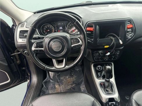 Used 2020 Jeep Compass Latitude image 22