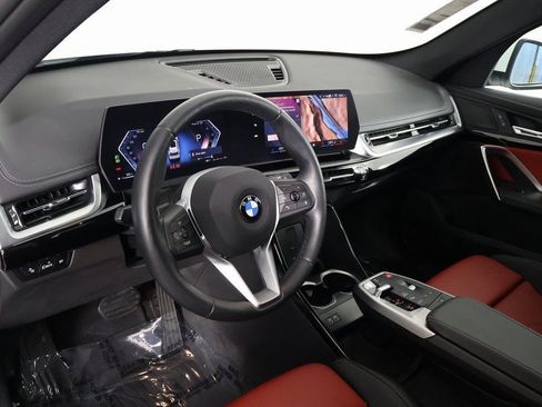 Used 2025 BMW X1 xDrive28i w/ Convenience Package image 7