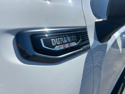 Used 2025 GMC Sierra 1500 AT4 w/ AT4 Premium Package AWD/4WD image 31