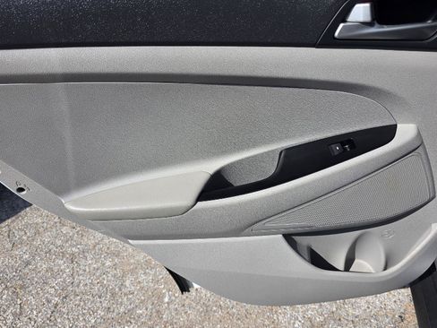 Used 2020 Hyundai Tucson SE AWD/4WD image 30