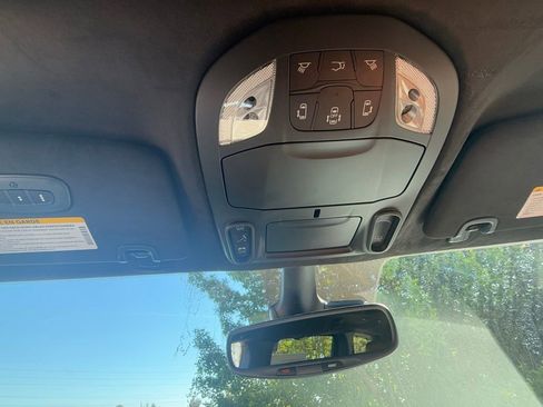 New 2026 Chrysler Pacifica Pinnacle image 12