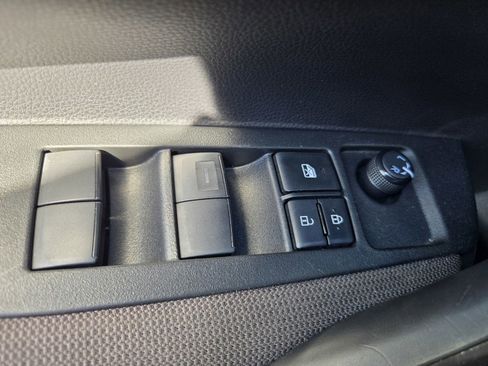 Used 2023 Toyota Corolla LE image 25