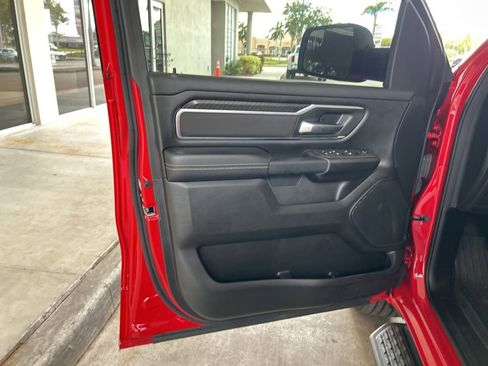 Used 2025 RAM 1500 Big Horn AWD/4WD image 38