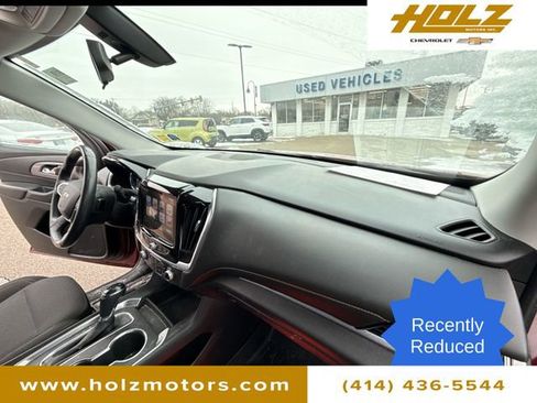Certified 2018 Chevrolet Traverse LT image 19