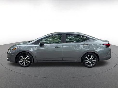 Used 2025 Nissan Versa SV FWD image 9