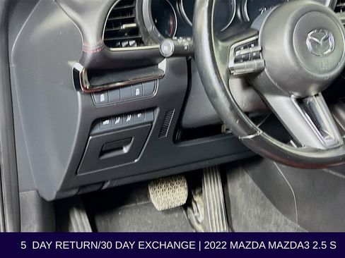 Used 2022 MAZDA MAZDA3 s image 12