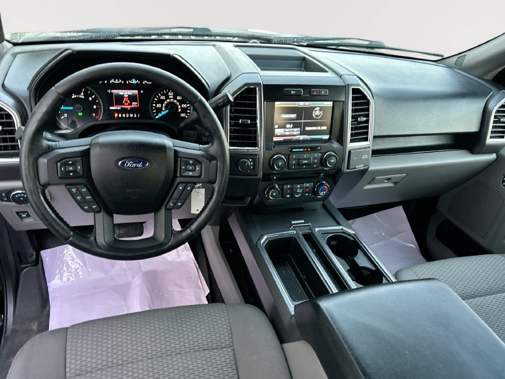 Used 2015 Ford F150 XLT w/ Equipment Group 302A Luxury AWD/4WD image 18