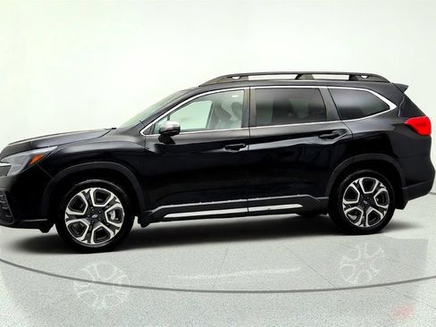 Used 2023 Subaru Ascent Limited w/ Technology Package AWD/4WD image 8