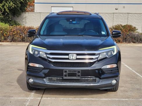 Used 2016 Honda Pilot Touring image 24