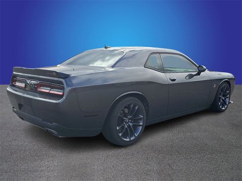 Used 2022 Dodge Challenger R/T Scat Pack image 4