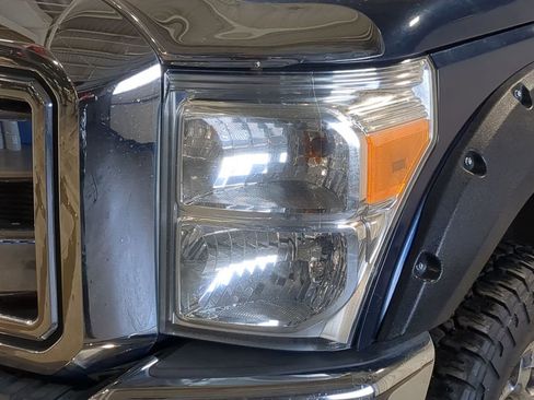 Used 2015 Ford F250 XLT w/ XTR Plus Package image 20