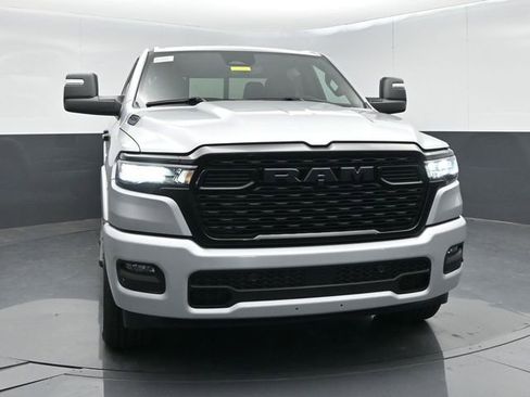 New 2026 RAM 1500 4x4 Crew Cab image 3