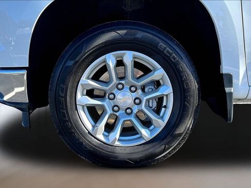Used 2022 Chevrolet Silverado 1500 LT image 35