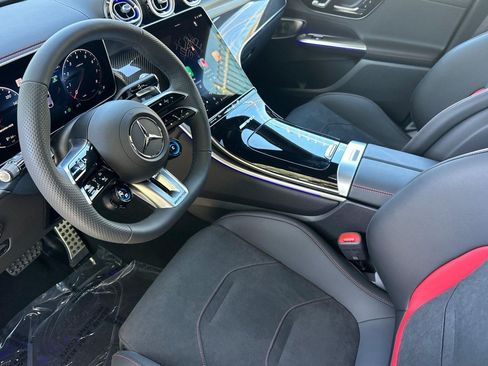New 2026 Mercedes-Benz GLC 43 AMG 4MATIC Coupe image 4