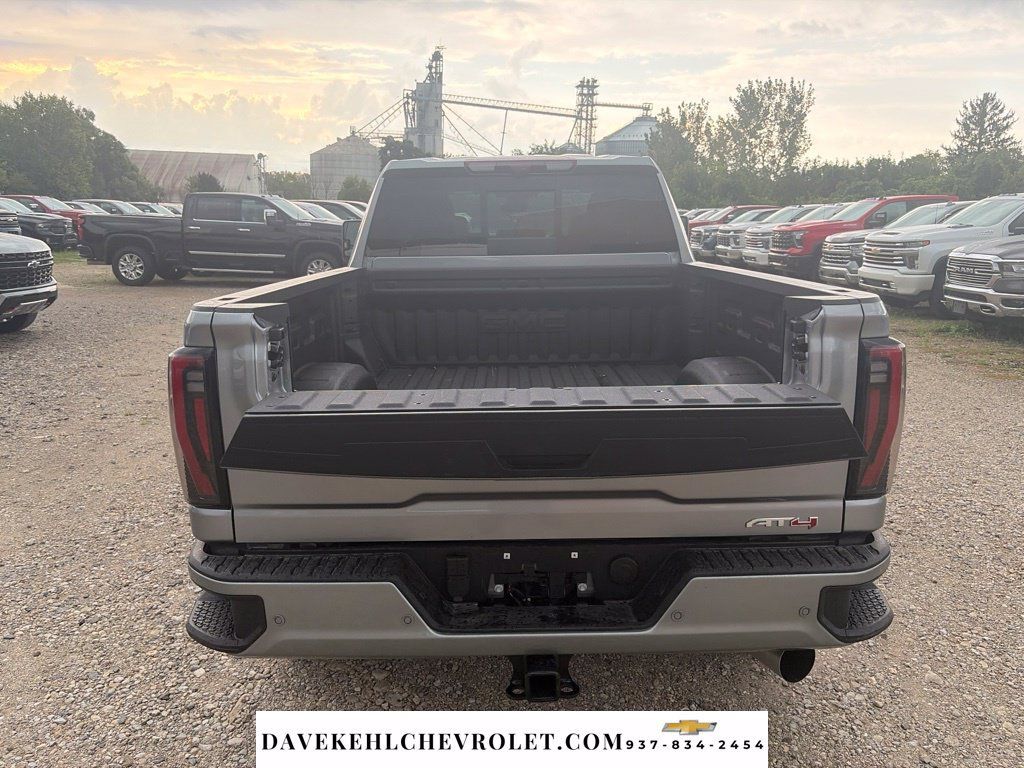 Used 2026 GMC Sierra 2500 AT4 w/ AT4 Premium Plus Package AWD/4WD image 28