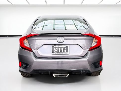 Used 2019 Honda Civic Sport image 5