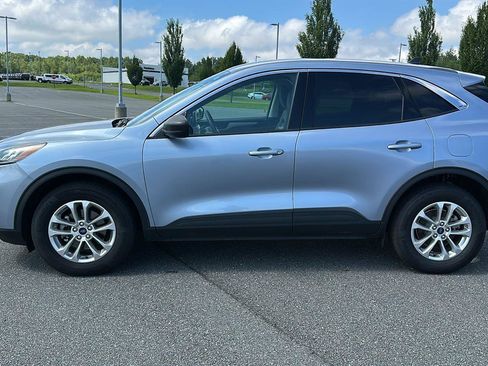 Used 2022 Ford Escape SE w/ Convenience Package image 12