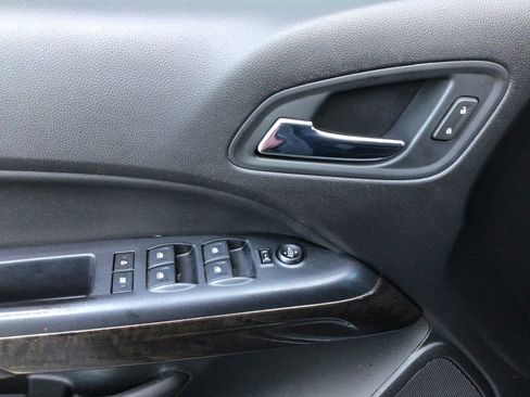 Used 2017 GMC Canyon SLE w/ SLE Convenience Package image 16