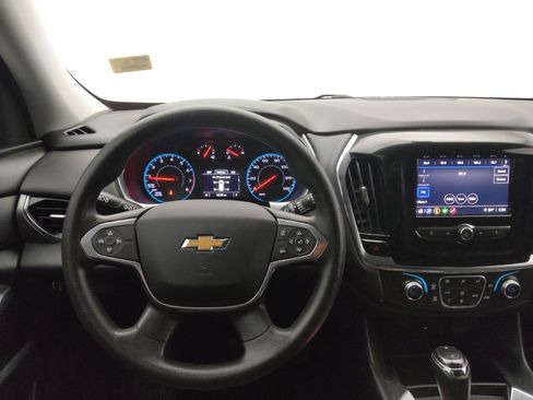 Used 2020 Chevrolet Traverse LS image 22