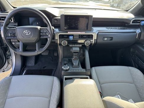 Used 2025 Toyota Tacoma SR5 image 13