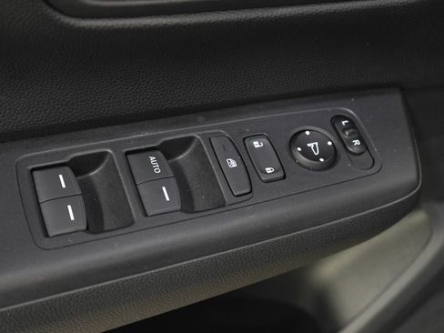 Used 2024 Honda CR-V LX image 20