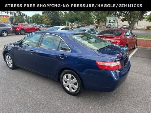 Used 2009 Toyota Camry LE image 33