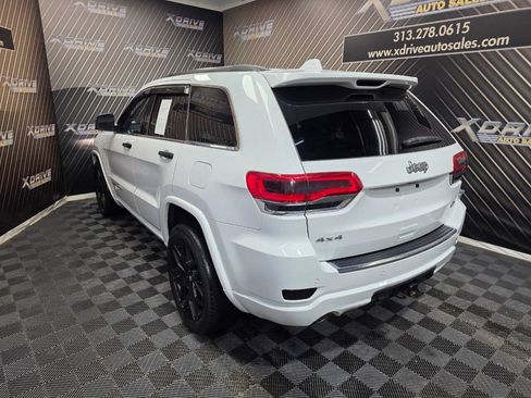 Used 2015 Jeep Grand Cherokee Overland w/ Advanced Technology Group AWD/4WD image 9