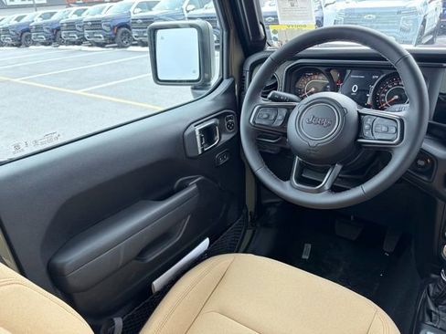 New 2026 Jeep Gladiator Sport image 32