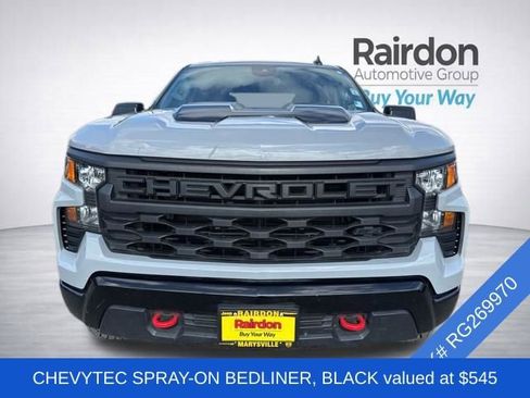 Used 2024 Chevrolet Silverado 1500 Custom Trail Boss w/ LPO, Dark Essentials Package image 2