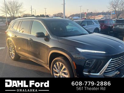 Used 2025 Buick Enclave Preferred w/ Super Cruise Package