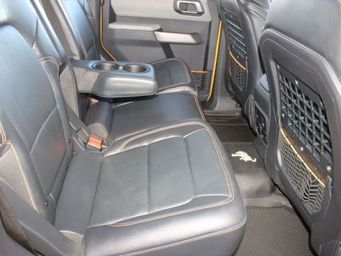 Used 2022 Ford Bronco Badlands image 30