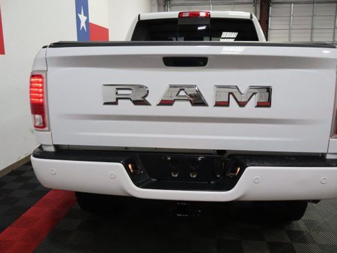 Used 2017 RAM 2500 Limited AWD/4WD image 26