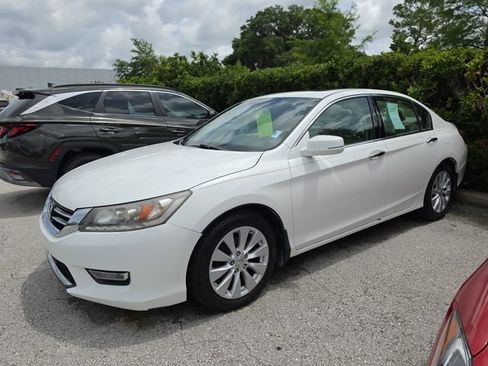 Used 2013 Honda Accord Touring image 5