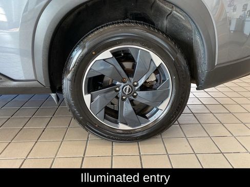 Used 2025 Nissan Rogue SV AWD/4WD image 20