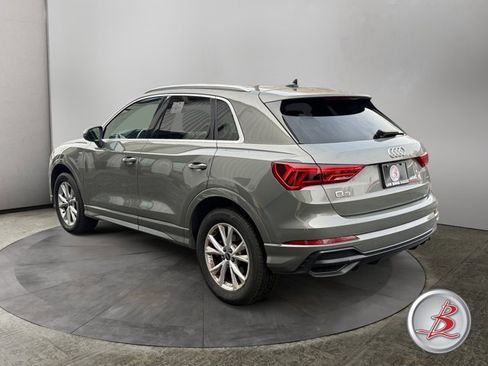 Used 2022 Audi Q3 2.0T Premium image 3