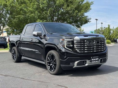Used 2023 GMC Sierra 1500 Denali w/ Denali Reserve Package AWD/4WD image 2