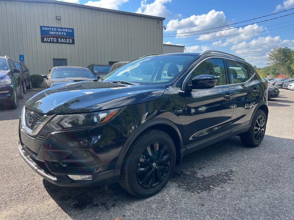 Used 2021 Nissan Rogue Sport SV FWD image 1