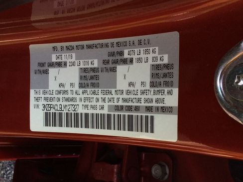Used 2020 MAZDA MAZDA3 Sedan w/ Select Package FWD image 29