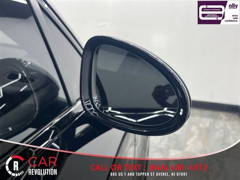 Used 2024 Porsche Macan GTS AWD/4WD image 53