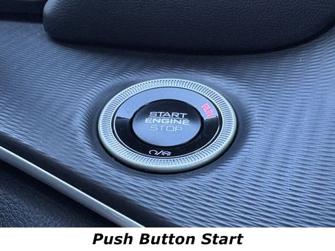 Used 2024 Jeep Grand Cherokee Laredo w/ Luxury Tech Group I image 11