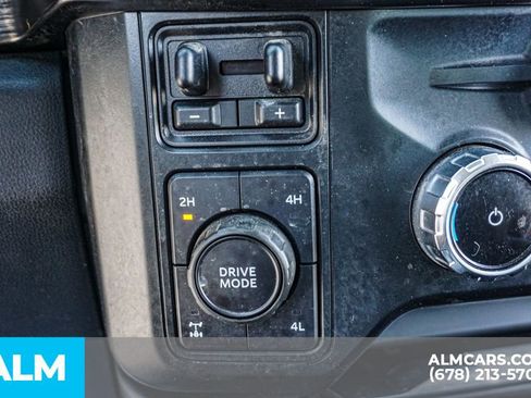 Used 2023 Ford F350 Lariat image 43
