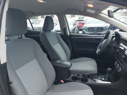 Used 2014 Toyota Corolla L FWD image 10